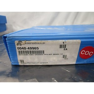 AMAT 0040-49965 300mm Titan Head Grooved Retaining - Équipement et pièces semi-conducteurs de confiance de renommée mondiale - Product Image 1