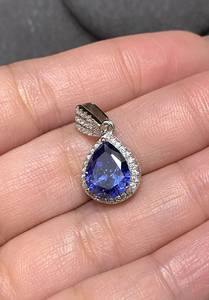 Colgante de Tanzanita y Topacio Blanco con Corte Perla, Gema en Plata de Ley, Joyería de Piedra de Nacimiento de Diciembre - Product Image 3