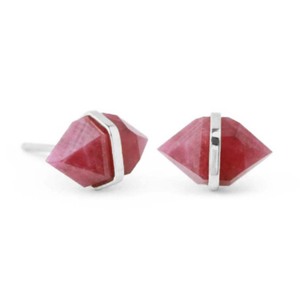 Pendientes de rubí teñido plateados, forma hexagonal alargada, pendientes hechos a mano con gemas facetadas, regalo para mujer - Product Image 3