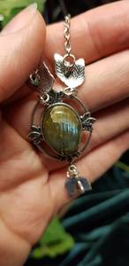 Pendentif Elven Lostariel en argent antique et labradorite, bijoux fantaisie plaqué or, serti clos vintage, fait main, cadeau de fiançailles - Product Image 2
