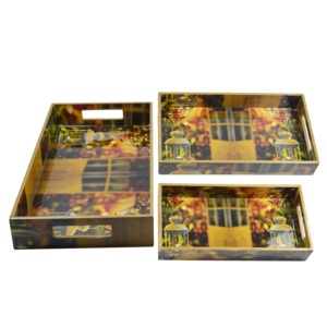 Juego de Tres Bandejas Decorativas de Madera MDF, Bandeja de Servicio con Diseño Impreso y Acabado Esmaltado - Product Image 1