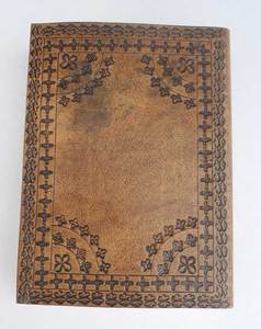 Cuaderno de cuero hecho a mano, estilo antiguo, con cubierta suave, costuras coloridas y encuadernación de imitación, para uso empresarial. - Product Image 3