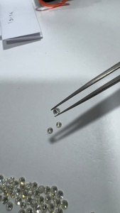 Diamant naturel 1 carat, teinte LC, pureté VVS VS, taille ML, diamant en vrac pour la fabrication de bijoux, vente en gros, Surat - Product Image 3