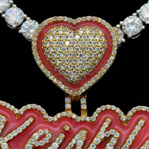 Colgante Personalizado con Letra y Nombre, Chapado en Oro, con Diamantes de Moissanita VVS Esmaltados, Plata de Ley 925, Moissanita Rosa Oscuro Helada - Product Image 4