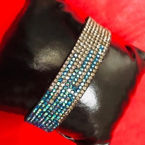 Exclusive Quality Fashion Suede <b>Leather</b> Bangles Type <b>Bracelet</b> With Two Tone Crystal Rhinestone Beaded Manufacturer Supplier - Product Image 3