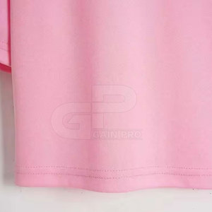 T-shirt court et ample pour femme 2026 au design épuré, en matière douce et pour un look quotidien élégant - Product Image 5
