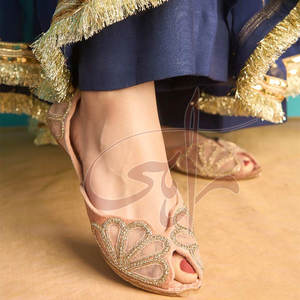 Los Más Vendidos en Stock, Khussa Personalizados para Mujer, Impresos, Antideslizantes, Hechos en Pakistán, MOQ Bajo - Product Image 2