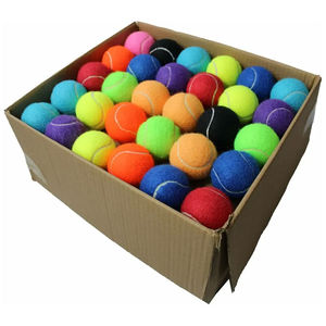 Ballon de tennis personnalisé de qualité supérieure, couleur personnalisée, design de logo de haute qualité, ballon de cricket portable de qualité supérieure pour le sport, durable - Product Image 3