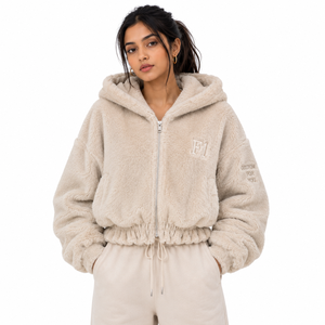 Chaqueta de Piel Sintética de Alta Calidad para Mujer, Corta, de Felpa, con Logotipo Personalizado, Cierre Frontal con Cremallera, Suave, Estilo Urbano, Top de Invierno, Venta al por Mayor, Suministro de Sudaderas con Capucha para Hombre - Product Image 1
