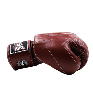 ถุงมือคู่แบบตีนตุ๊กแกขายดีที่สุด สำหรับการต่อสู้ MMA ซานด้า ฝึกซ้อม หนังสังเคราะห์ สีม่วงเข้ม ป้องกันรังสียูวี จับกระชับมือ ไม่ลื่น - Product Image 6