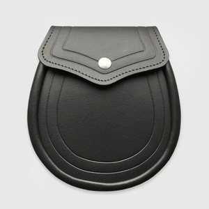 Sporran Escocés de Cuero Genuino Premium con Diseño Minimalista, Cierre de Solapa Clásico y Construcción Duradera para Kilt - Product Image 1