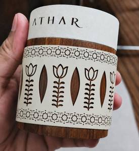 Nouveauté Lampe à parfum en bois Aliya couleur crème Diffuseur d'aromathérapie en bambou Design unique découpé au laser - Product Image 6