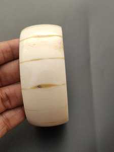 Brazalete Ecológico de Hueso Natural, Hecho a Mano, Joyería Étnica Tribal Moderna, Estilo Boho Vintage, Artesanía de Uttar Pradesh - Product Image 6