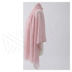 Écharpe longue en soie rose pour femme, couleur unie, élégante, pour toutes les saisons, accessoire de tous les jours, douce pour la peau, 100% soie - Product Image 3