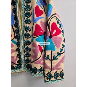 Chaqueta Suzani de algodón para mujer, bordado uzbeco, chaqueta corta unisex, chaqueta informal hecha a mano para mujer, chaqueta estilo boho chic - Product Image 3