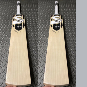 Bate de críquet Cannon English Willow, bate de willow inglés duradero de nivel profesional para clubes. - Product Image 1