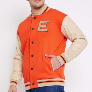 เสื้อแจ็คเก็ตวาร์ซิตี้สีส้มสำหรับผู้ชาย ทำจากหนัง PU ตกแต่งด้วยตัวอักษร E ปักที่แขนเสื้อ กระดุมเดี่ยว คอตั้ง สไตล์พรีปปี้สำหรับฤดูใบไม้ร่วง - Product Image 5