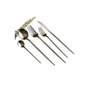 Ensemble de couverts plaqués or de qualité supérieure, manches martelées artisanales, finition laiton poli durable, cuillères et fourchettes, ensemble de couverts de table - Product Image 4