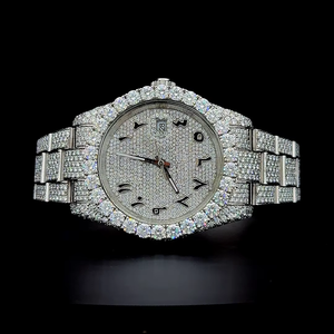 Reloj de Lujo con Incrustaciones de Moissanita VVS - Esfera Árabe Personalizada - Reloj para Hombre con Incrustaciones - Pasa el Test de Diamantes - Product Image 1