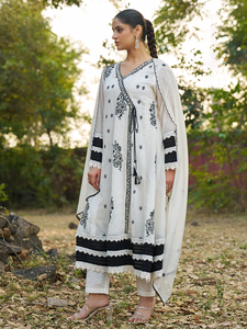 Conjunto de Salwar Kameez Kurta Étnico Bordado en Algodón Blanco, con Encaje Floral, Manga Larga, para Bodas y Diwali - Product Image 3