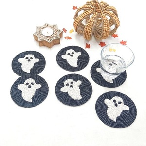 Elegante Posavasos de Cuentas con Diseño de Copo de Nieve para Año Nuevo, Tapete Artesanal Bordado con Cuentas y Patrón de Árbol de Navidad - Product Image 3