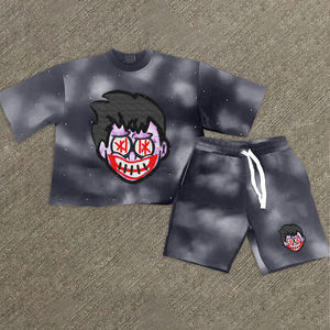 Ensemble T-shirt et short surdimensionné pour homme en coton délavé, imprimé graffiti personnalisé, effet vieilli, tenue décontractée deux pièces - Product Image 4