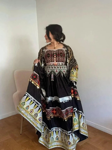 Vestido tradicional afgano Kuchi natural para mujer con mangas largas bordadas, a juego con un vestido tribal Kuchi afgano antiguo. - Product Image 3
