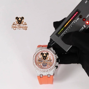Montre-bracelet élégante avec bracelet en caoutchouc profilé, détails de lunette scintillants et cadre de cadran superposé - Product Image 6