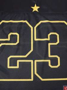 เสื้อฟุตบอลตาข่ายสีดำทองแบบกำหนดเอง 23 ตัว ชุดกีฬายูนิเซ็กซ์ OEM แบรนด์ส่วนตัว ขายส่ง ผู้ผลิตจากสหรัฐอเมริกา จำนวนมาก - Product Image 5