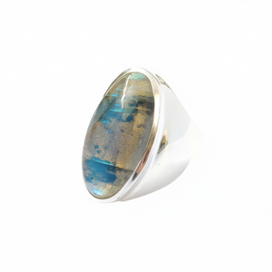 9.7 Grams <b>Labradorite</b> Fine <b>Ring</b> - Product Image 2