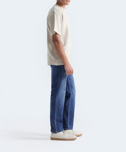 Camiseta de Hombre de Algodón Peinado 100% de Alta Calidad, Estilo Urbano, con Logotipo Personalizado Impreso en DTG, Diseño Oversize, Venta al Por Mayor - Product Image 3
