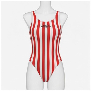 NORTH APPROACH Traje de baño de una pieza con rayas rojas y blancas para mujer, traje de baño elástico con cuello redondo - Product Image 1