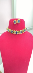 Collar choker minimalista de calidad premium con hermosos adornos, se adapta tanto al estilo étnico como al occidental, perfecto para todas las ocasiones. - Product Image 1