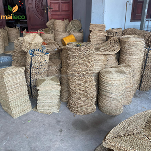 Tapis de table carré design bohème fait à la main jacinthe d'eau jonc de mer tissé matériau en verre naturel rembourré tampons carrés Carton - Product Image 5