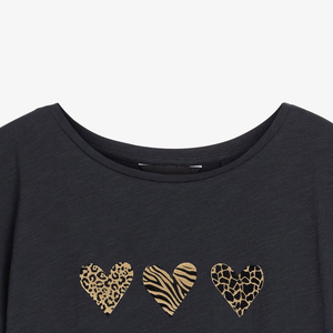 Camisetas al por mayor para mujer, diseñadas para uso diario con material duradero y comodidad confiable, personalizadas para actividades cotidianas. - Product Image 4