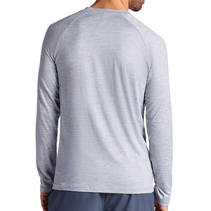 เสื้อยืดแขนยาวคอกลมผู้ชาย ผ้าเจอร์ซีย์เรียบง่าย สวมใส่สบาย แห้งเร็ว ระบายอากาศได้ดี ผลิตจากผ้าสแปนเด็กซ์/โพลีเอสเตอร์ เหมาะสำหรับใส่ในช่วงฤดูร้อน - Product Image 2