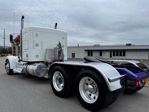 Camion tracteur poids lourd longue portée 6x4 avec cabine couchette, véhicule de transport de marchandises diesel - Product Image 3