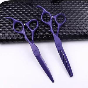 Tijeras de Entresacar Cabello Moradas Hechas a Medida, de Acero Inoxidable, Afiladas, para Diestros, Ligeras, con Mango Largo y Agarre de Acero Inoxidable - Product Image 1