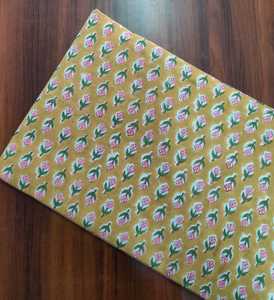 Tissus en coton imprimés à la main en Inde, vente en gros, motifs floraux et botaniques artisanaux, tissu léger pour la confection de vêtements - Product Image 2