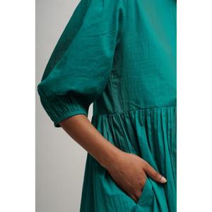 Robe longue trapèze verte de haute qualité, col rond, manches courtes, en lin superposé, couleur unie, confortable pour femme, vente en gros - Product Image 5