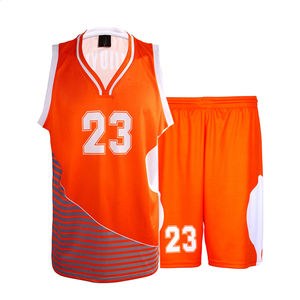 Uniforme de basket-ball sur mesure, nouveau style, fabriqué en polyester 100 %, uniforme de basket-ball fabriqué au Pakistan - Product Image 1