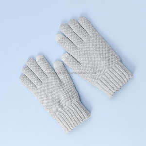 Gants en tricot chauds unisexes pour l'hiver en tissu de laine doux, légers, flexibles et parfaits pour un usage quotidien en extérieur - Product Image 3