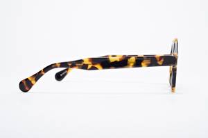 Vintage Round <b>Tortoise</b> Glasses - Product Image 1