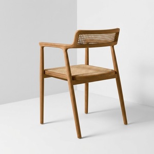 Silla de comedor de madera maciza personalizada con respaldo de ratán natural para restaurante y hotel, venta al por mayor de fábrica en Indonesia - Product Image 2
