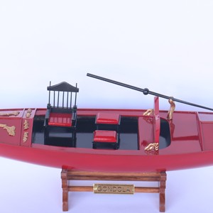 Góndola Veneciana # 3 - BARCO TRADICIONAL ITALIANO DE MADERA PINTADO DE ROJO - Product Image 2