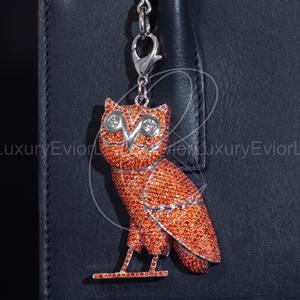 Broche Étnico EVIOR con Búho Naranja y Moissanita Plateada para Mujer, con Llavero y Clip para Bolso, Accesorio para Fiestas y Bodas - Product Image 4