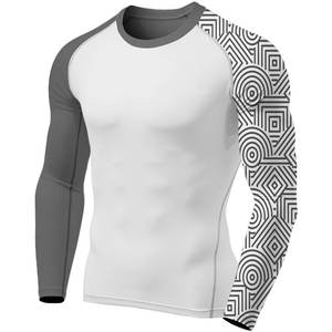 Couche de base athlétique durable pour une utilisation prolongée, t-shirt de compression pour homme, équipement de fitness anti-humidité, t-shirt de compression pour homme - Product Image 1