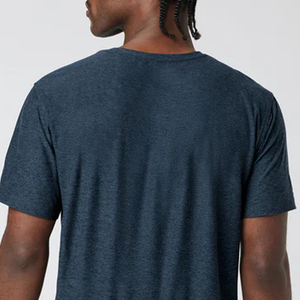 T-shirt homme à col rond et épaules tombantes avec logo personnalisable / Matière respirante et ajustable pour commandes en gros à prix avantageux - Product Image 6