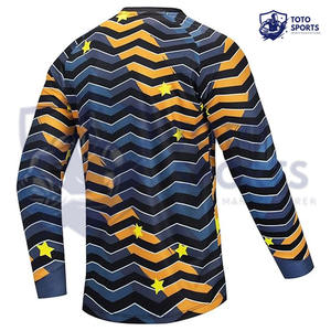 Jersey de Ciclismo Sublimado para Hombre, de Alto Rendimiento, Transpirable, Corte Ajustado, con Logotipo Personalizado Impreso, de Alta Calidad - Product Image 2