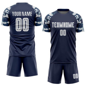 Uniforme de Fútbol Personalizado OEM, Conjunto Completo Transpirable que Incluye Camiseta con Número Personalizado para Futbolistas - Product Image 6